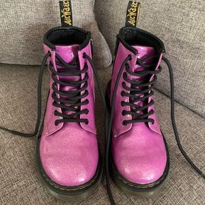 Dr. Martens Girls Boots, Size 13 (Little girls)